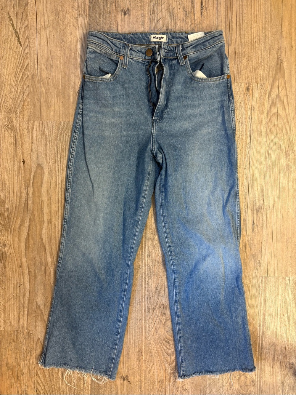 Wrangler Women’s Faded Blue Bootcut Jeans